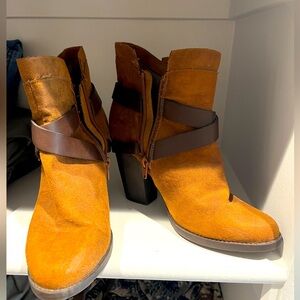 Universal Thread Bootie